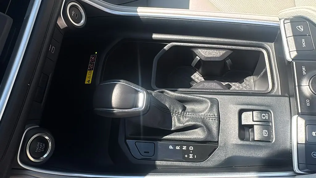2025 Toyota Grand Highlander LE