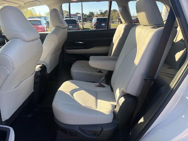 2024 Toyota Highlander - $44,400