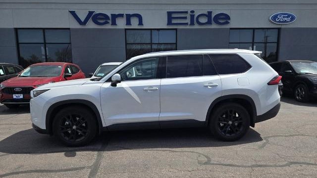 Preowned 2024 Toyota Grand Highlander XLE for Sale