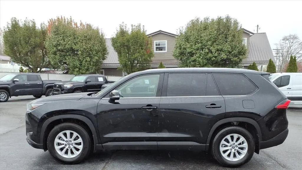 2024 Toyota Grand Highlander XLE