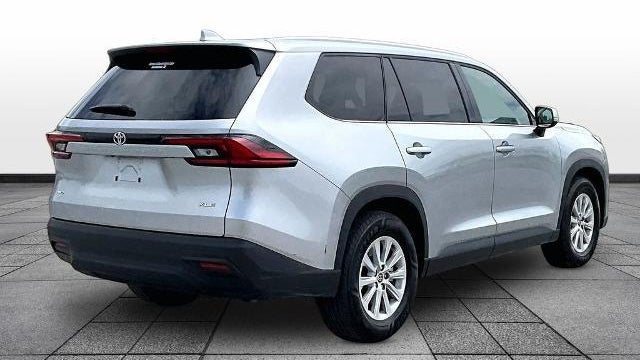 2025 Toyota Grand Highlander LE