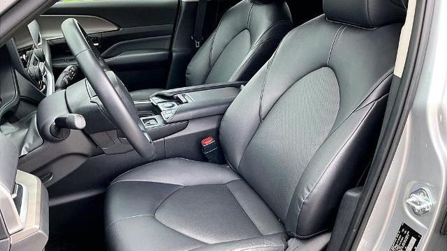 2025 Toyota Grand Highlander LE