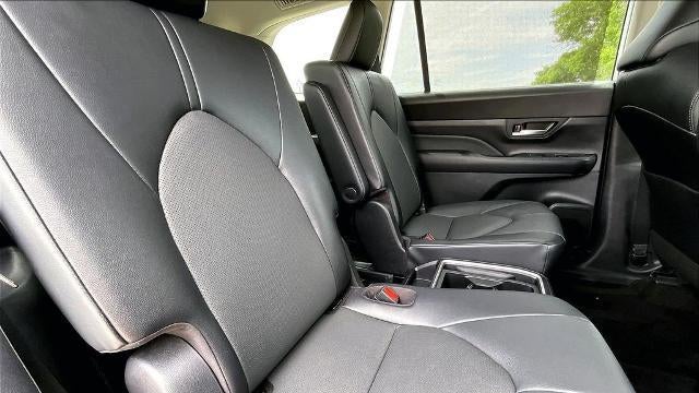 2025 Toyota Grand Highlander LE