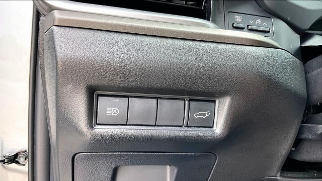 2025 Toyota Grand Highlander LE