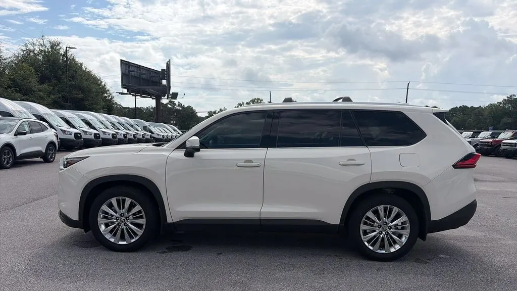 2024 Toyota Grand Highlander Platinum