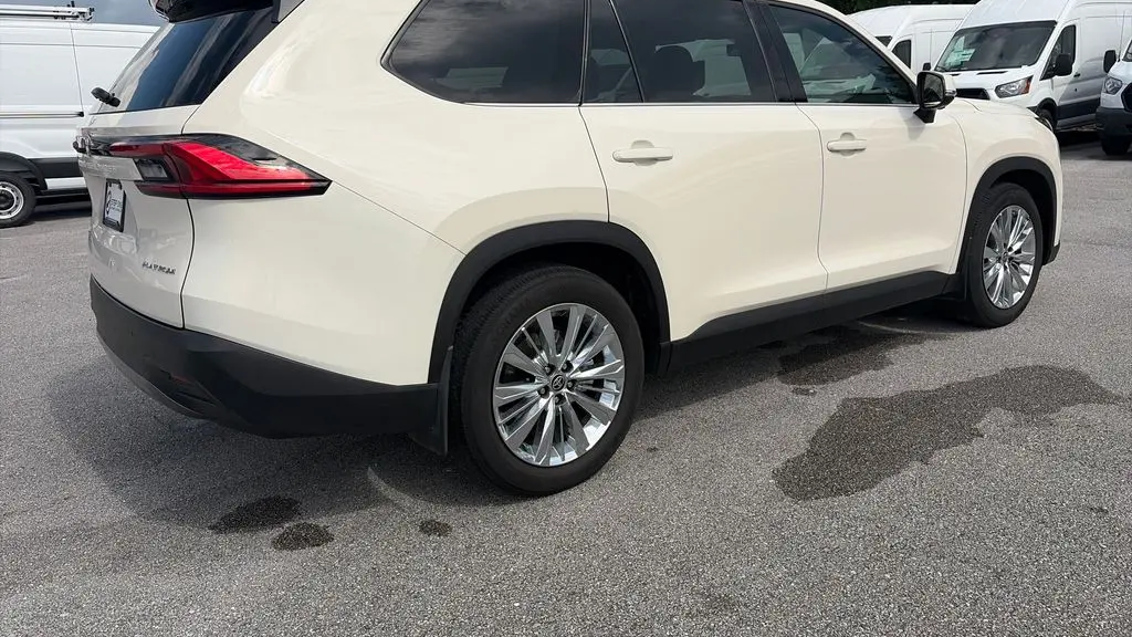 2024 Toyota Grand Highlander Platinum