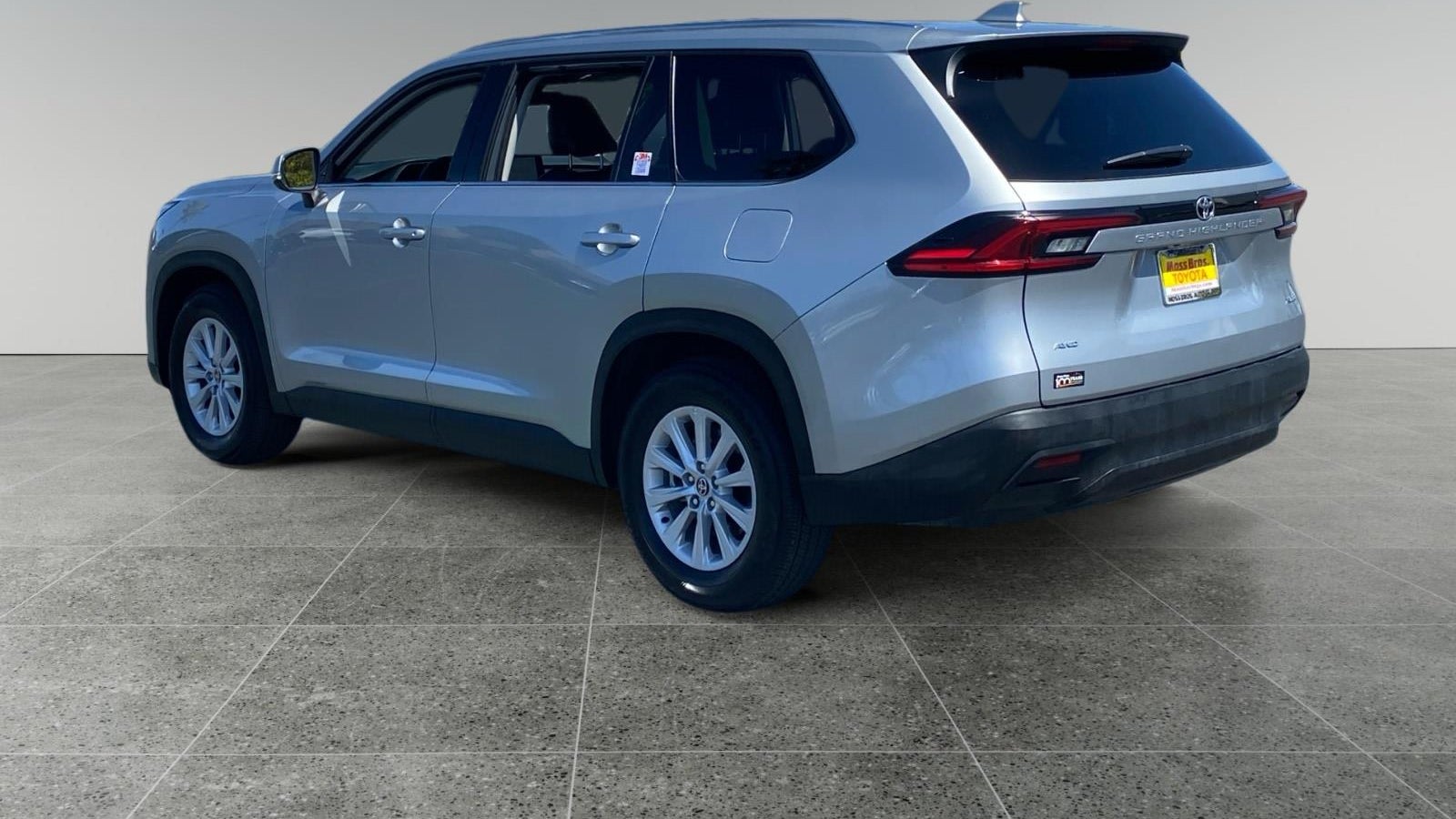 2025 Toyota Grand Highlander LE