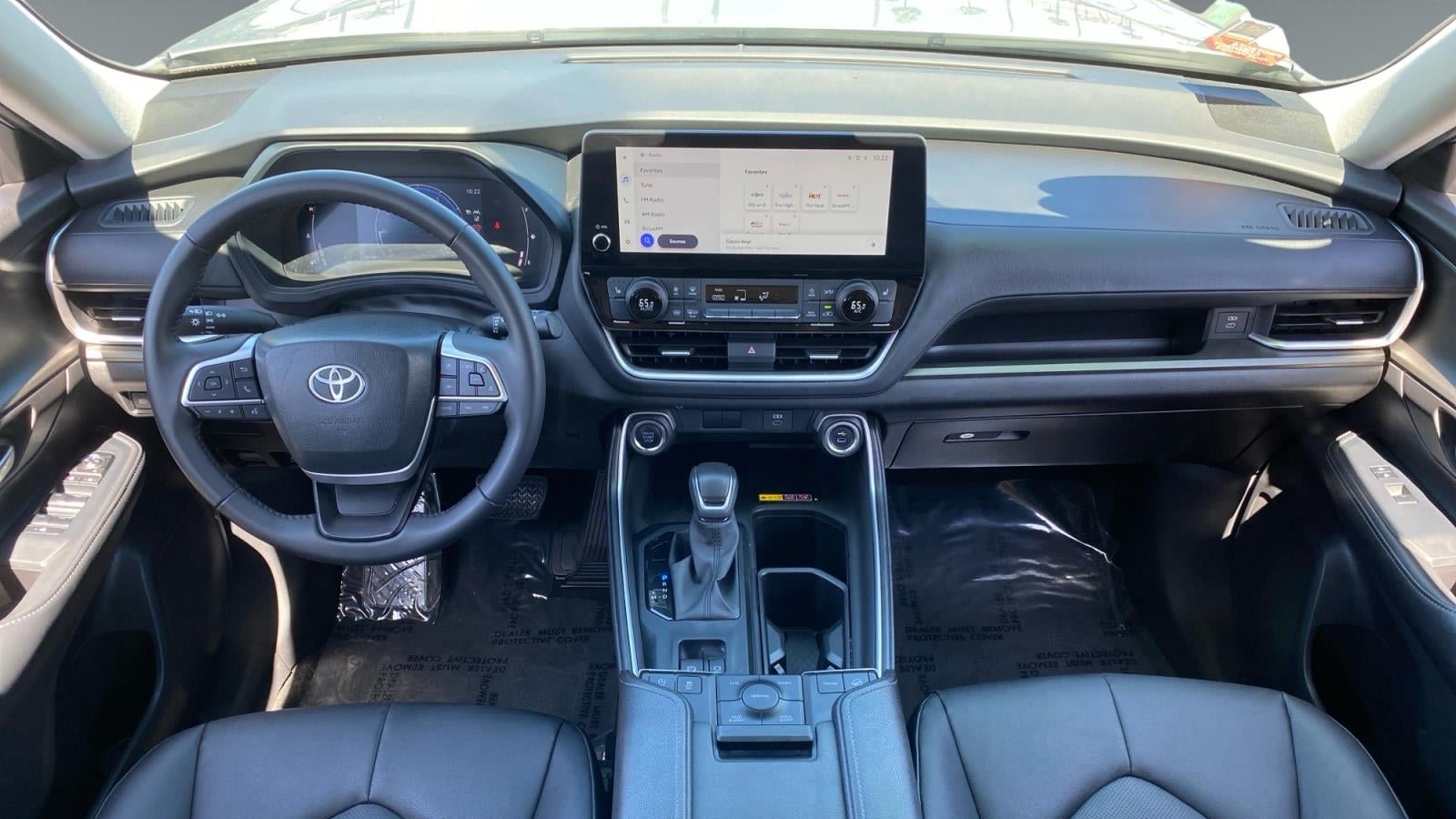 2025 Toyota Grand Highlander LE