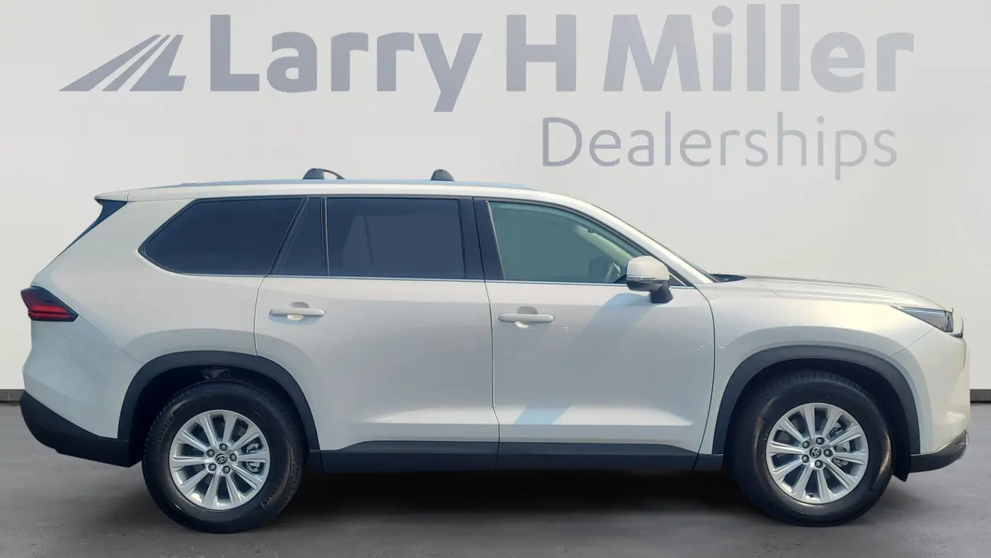 2026 Toyota Grand Highlander LE