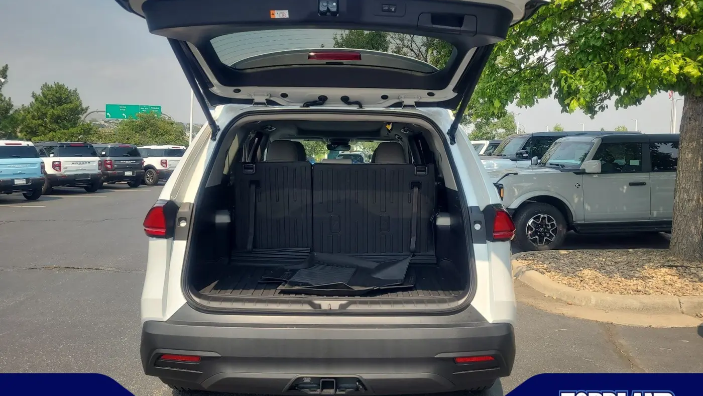 2026 Toyota Grand Highlander LE