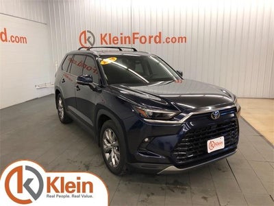 2025 Toyota Grand Highlander AWD LE 4DR SUV