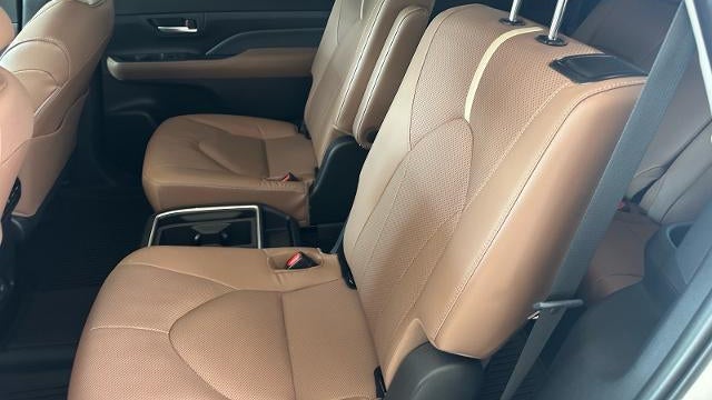 2026 Toyota Grand Highlander LE