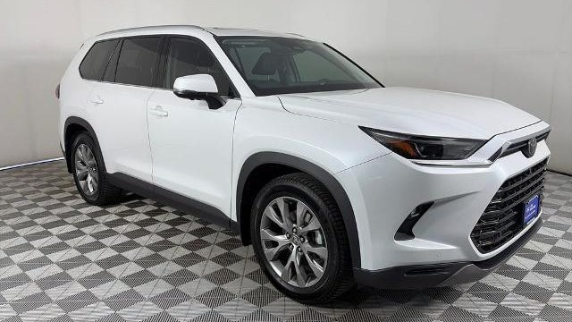 Preowned 2024 Toyota Grand Highlander XLE for Sale