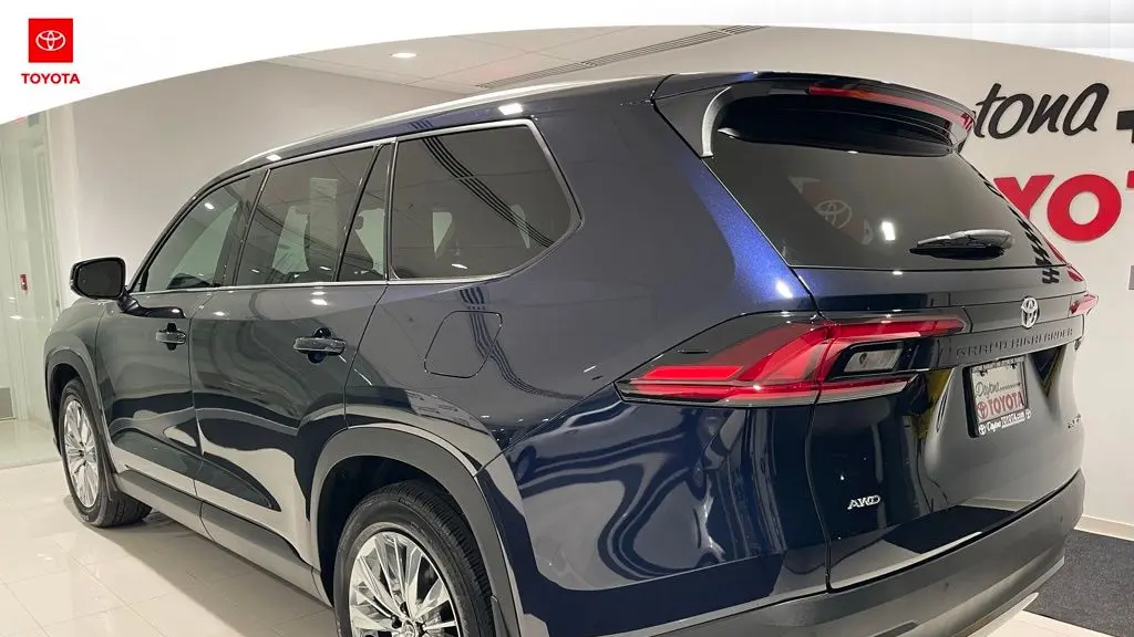 2026 Toyota Grand Highlander Platinum