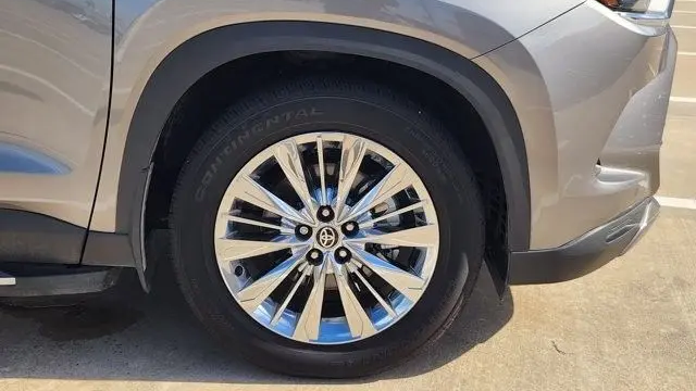 2026 Toyota Grand Highlander LE