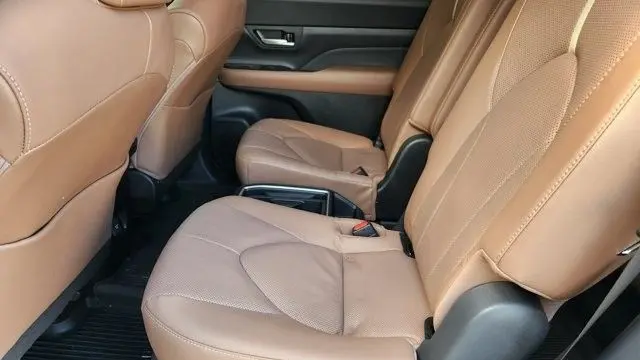 2026 Toyota Grand Highlander LE