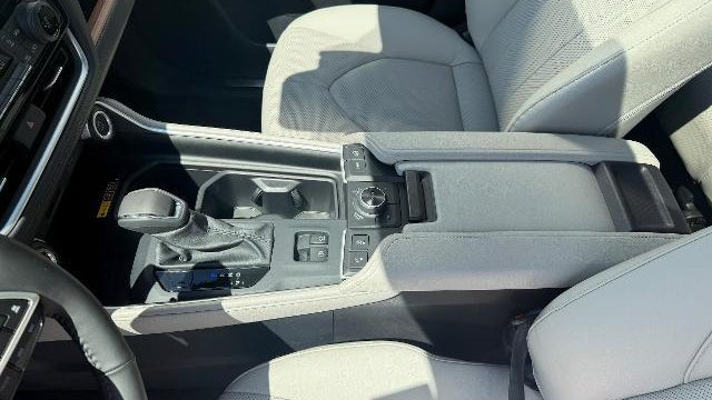 2026 Toyota Grand Highlander LE