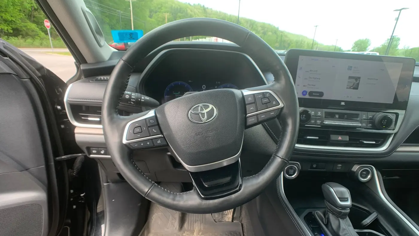 2024 Toyota Grand Highlander XLE