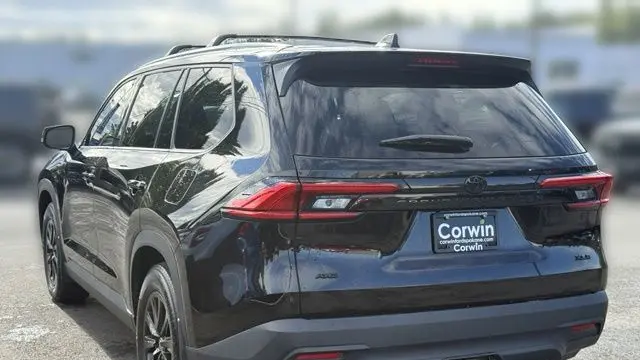 2024 Toyota Grand Highlander XLE