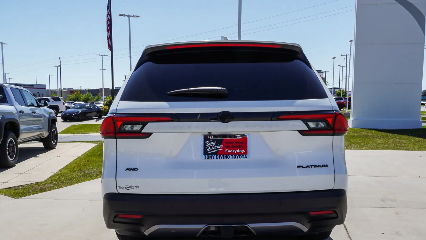 2025 Toyota Grand Highlander Platinum