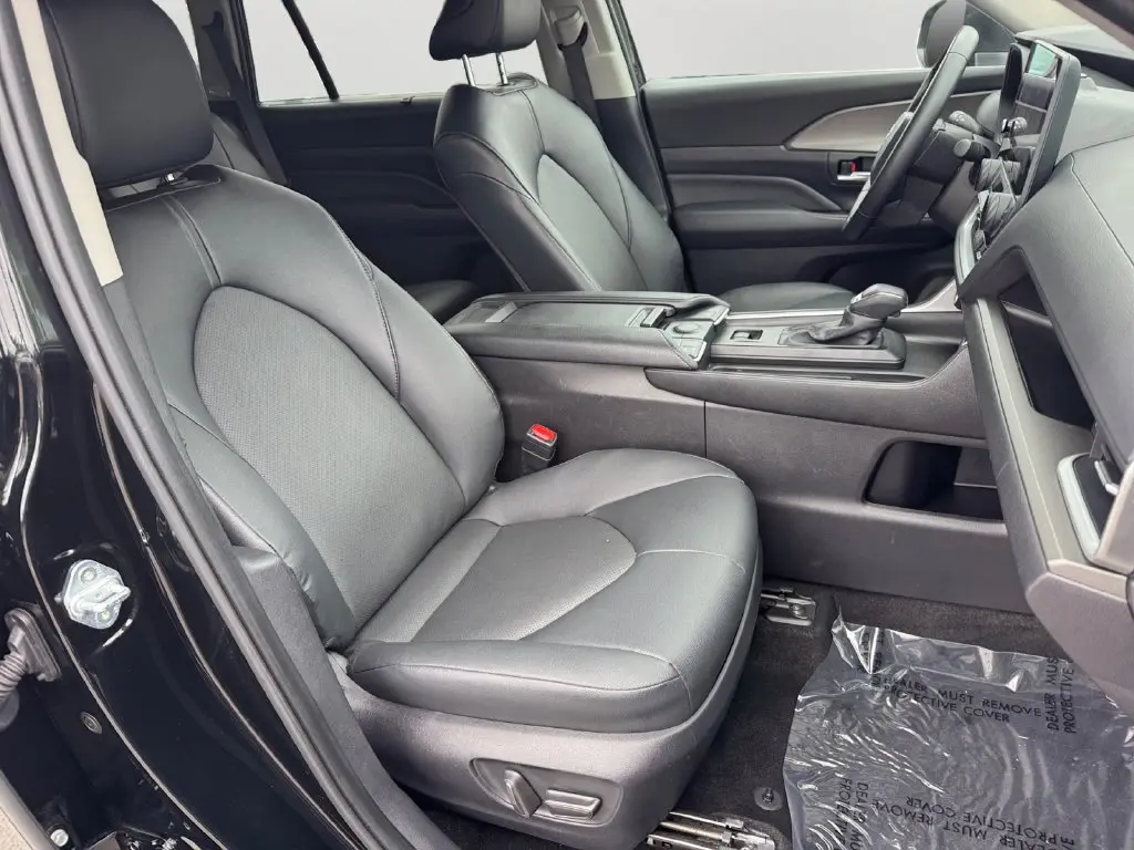 2025 Toyota Highlander - $40,000