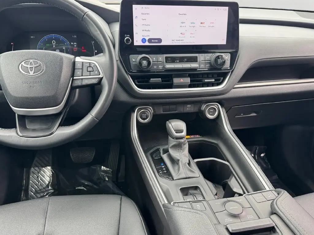 2025 Toyota Highlander - $40,000