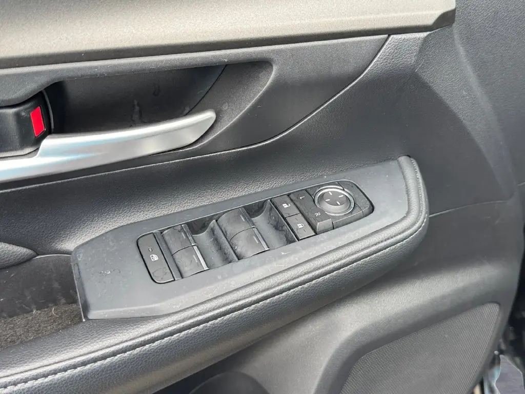 2025 Toyota Highlander - $40,000