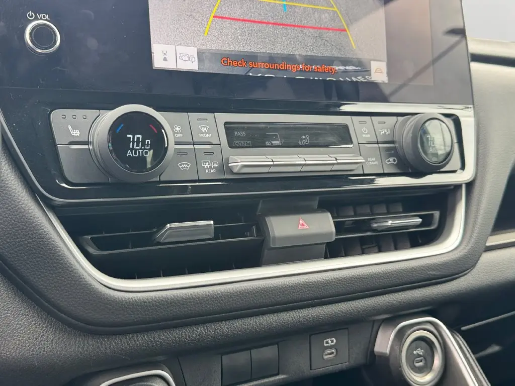 2025 Toyota Highlander - $40,000