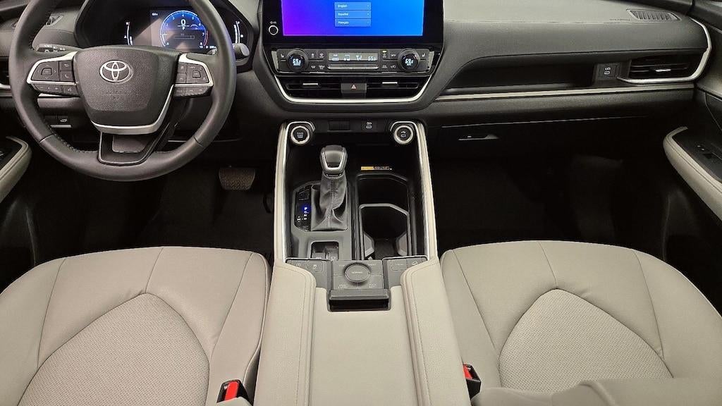2025 Toyota Grand Highlander XLE