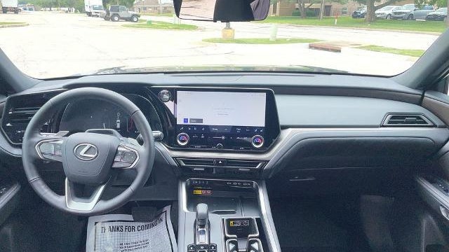 2026 Lexus TX 350 F SPORT Handling