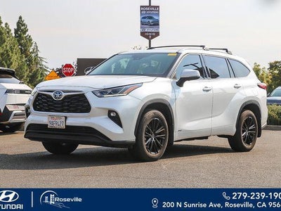 2022 Toyota Highlander Hybrid AWD Bronze Edition 4DR SUV