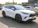 2022 Highlander Hybrid Thumbnail 6