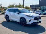 2022 Highlander Hybrid Thumbnail 6