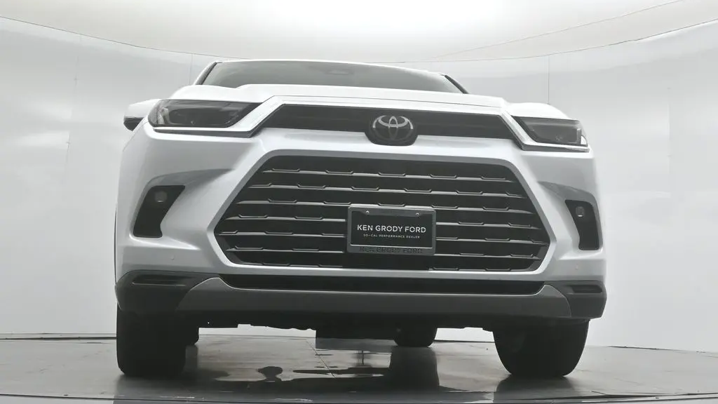 2024 Toyota Grand Highlander Hybrid XLE