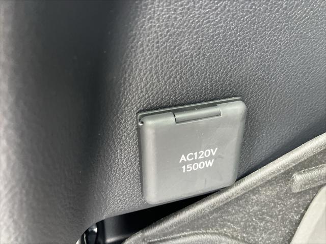 2025 Toyota Highlander - $51,372