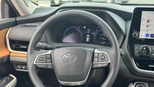 2024 Toyota Grand Highlander Hybrid XLE