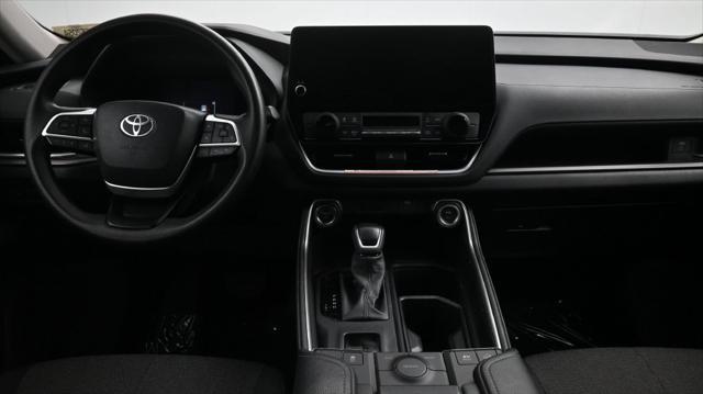 2025 Toyota Highlander - $45,990