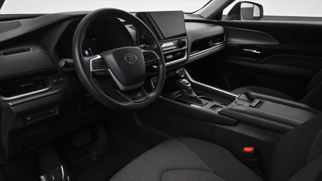 2025 Toyota Highlander - $45,990