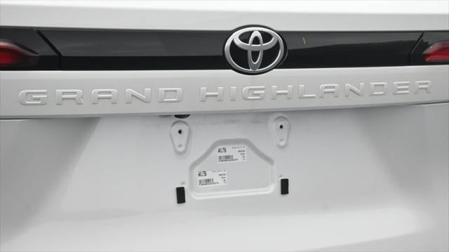 2025 Toyota Highlander - $45,990