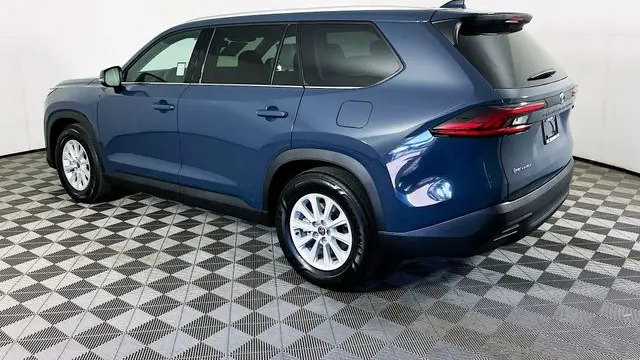 2026 Toyota Grand Highlander Hybrid LE