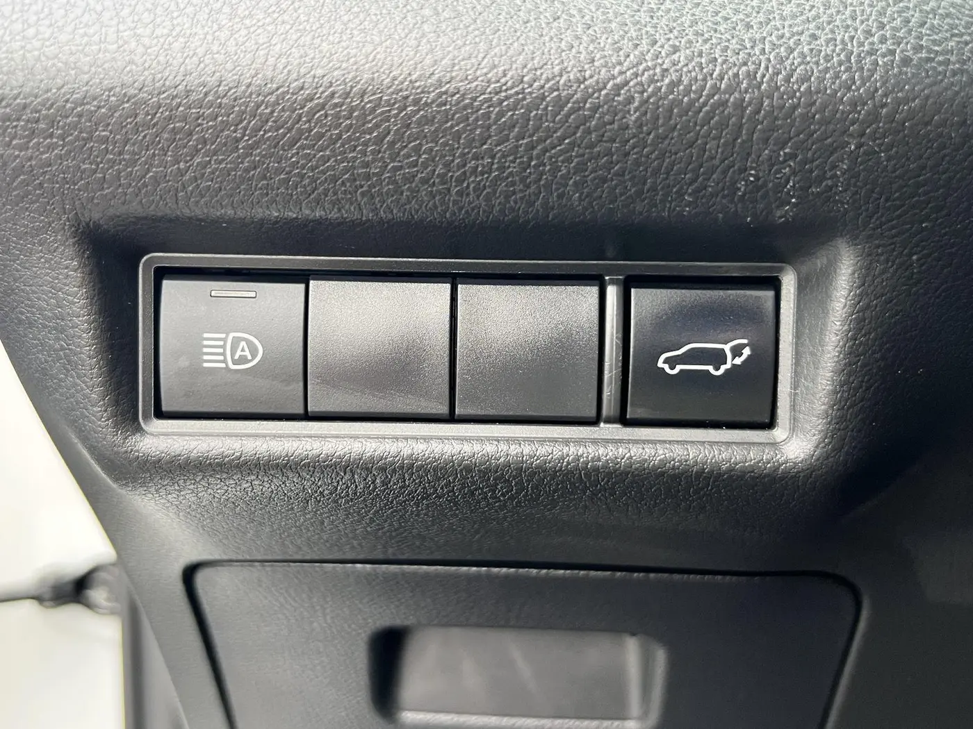 2026 Toyota Highlander - $43,498