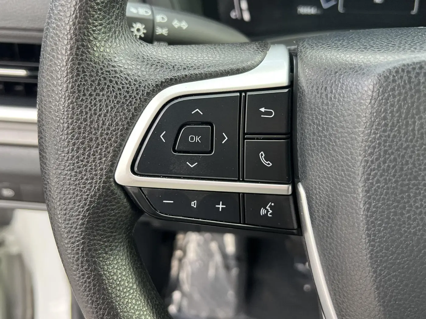 2026 Toyota Highlander - $43,498