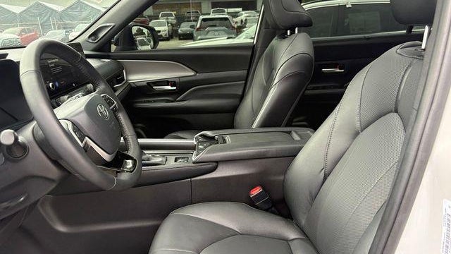 2026 Toyota Grand Highlander Hybrid XLE