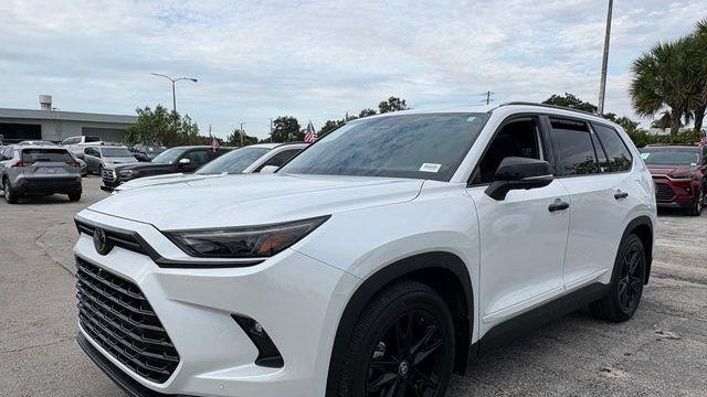 2026 Toyota Grand Highlander Hybrid XLE