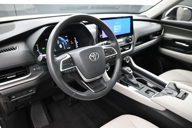 2024 Toyota Highlander