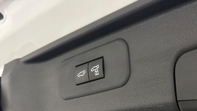 2025 Toyota Grand Highlander Hybrid LE