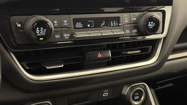 2025 Toyota Grand Highlander Hybrid LE