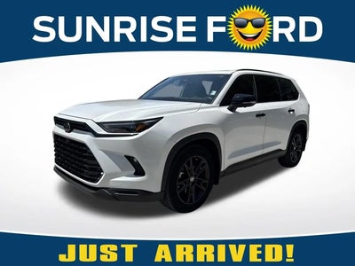 2025 Toyota Grand Highlander Hybrid AWD LE 4DR SUV