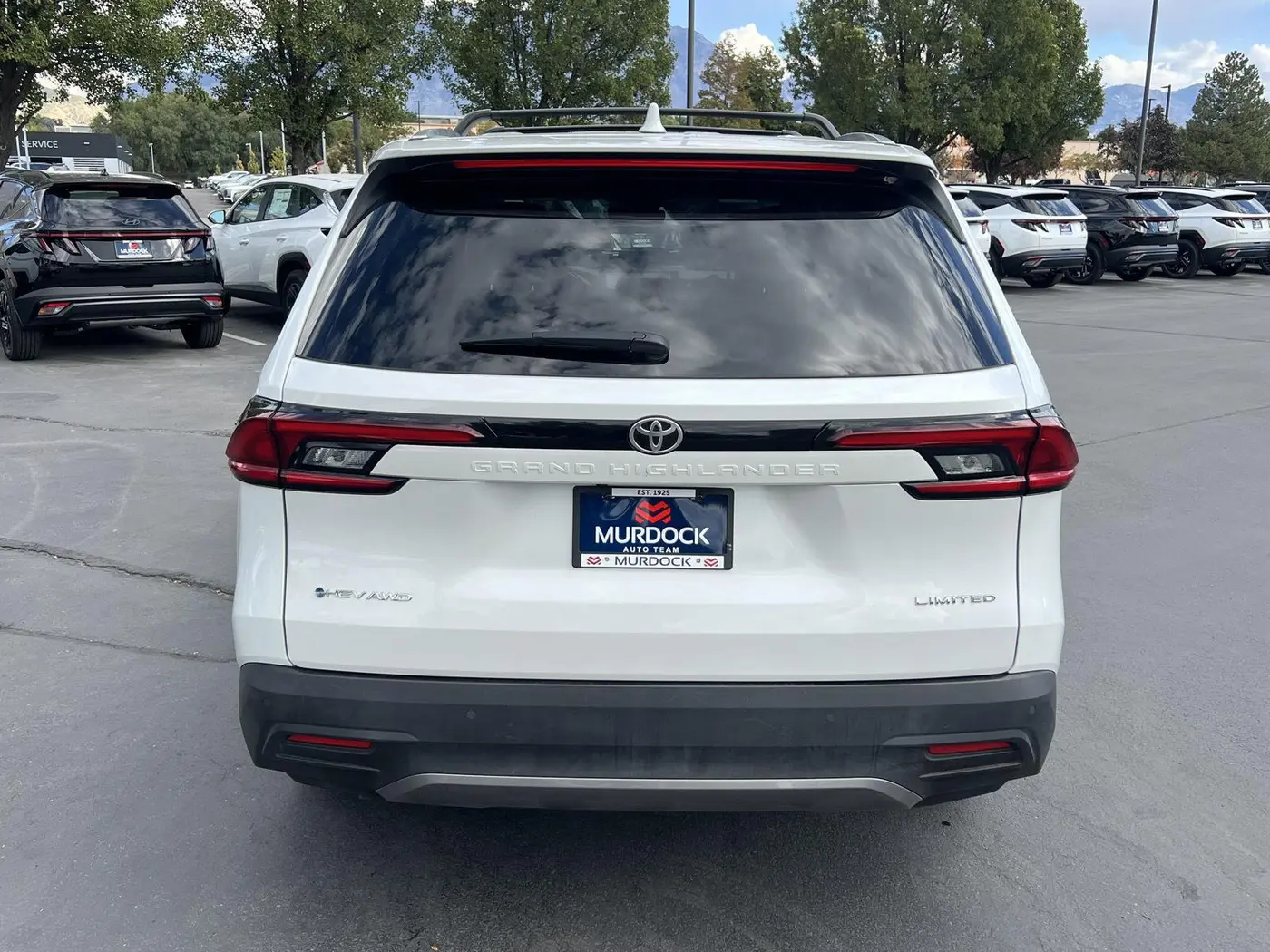 2025 Toyota Highlander - $59,427