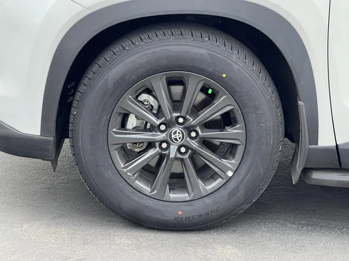 2025 Toyota Highlander - $59,427